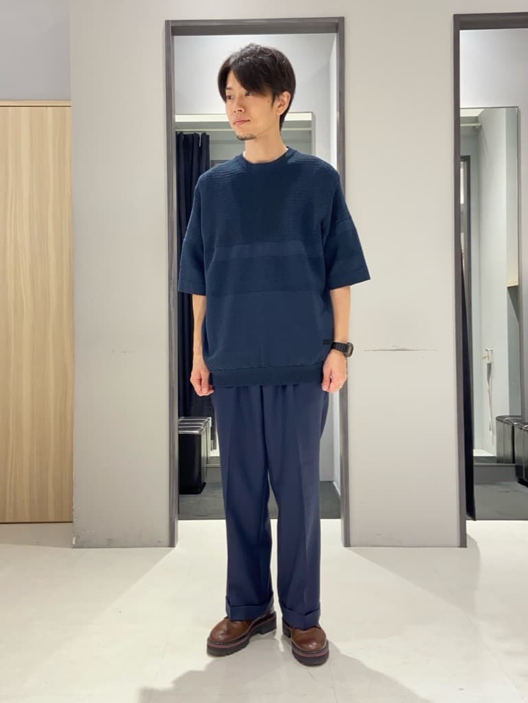 わいずみさんの「TAKEO KIKUCHI｜【Three by Three】シャイニーシャークピンヘッド ベスト / 3ピース対応」を使ったコーディネート