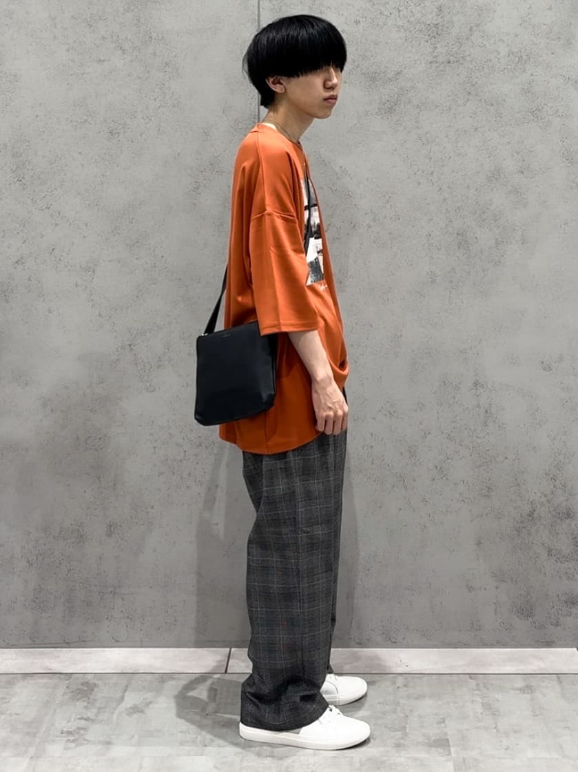 keeさんの「THE SHOP TK｜サフィアーノミニサコッシュ」を使ったコーディネート