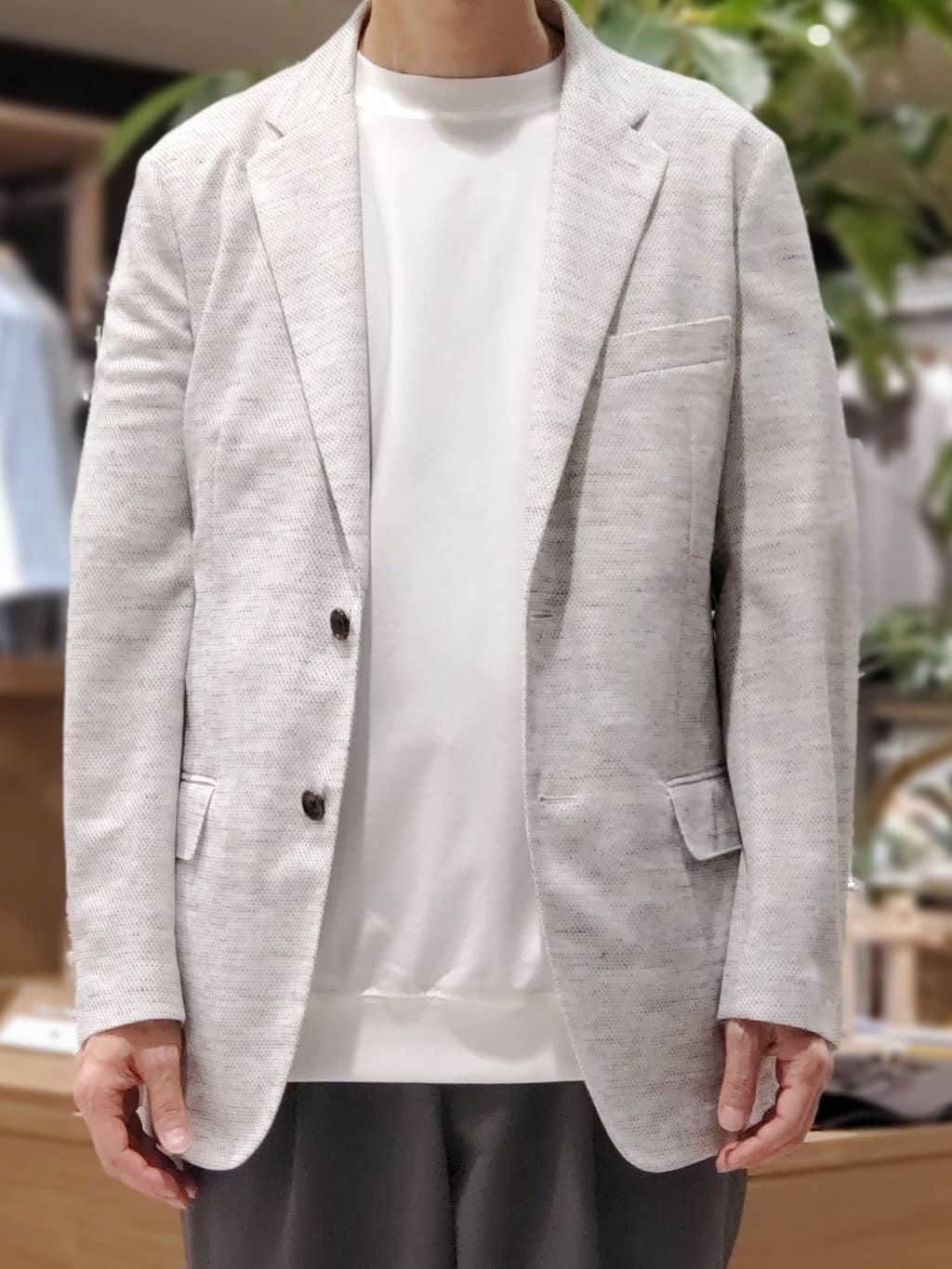 ishidaさんの「TAKEO KIKUCHI｜【尾州織】リネンブレンド メッシュ ジャケット」を使ったコーディネート
