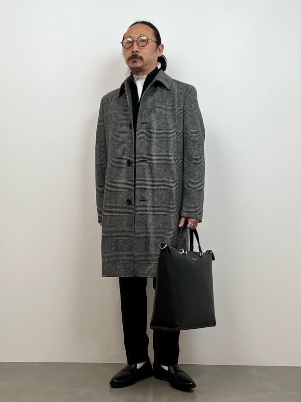 川口(髭長髪)さんの「TAKEO KIKUCHI｜コインローファー」を使ったコーディネート