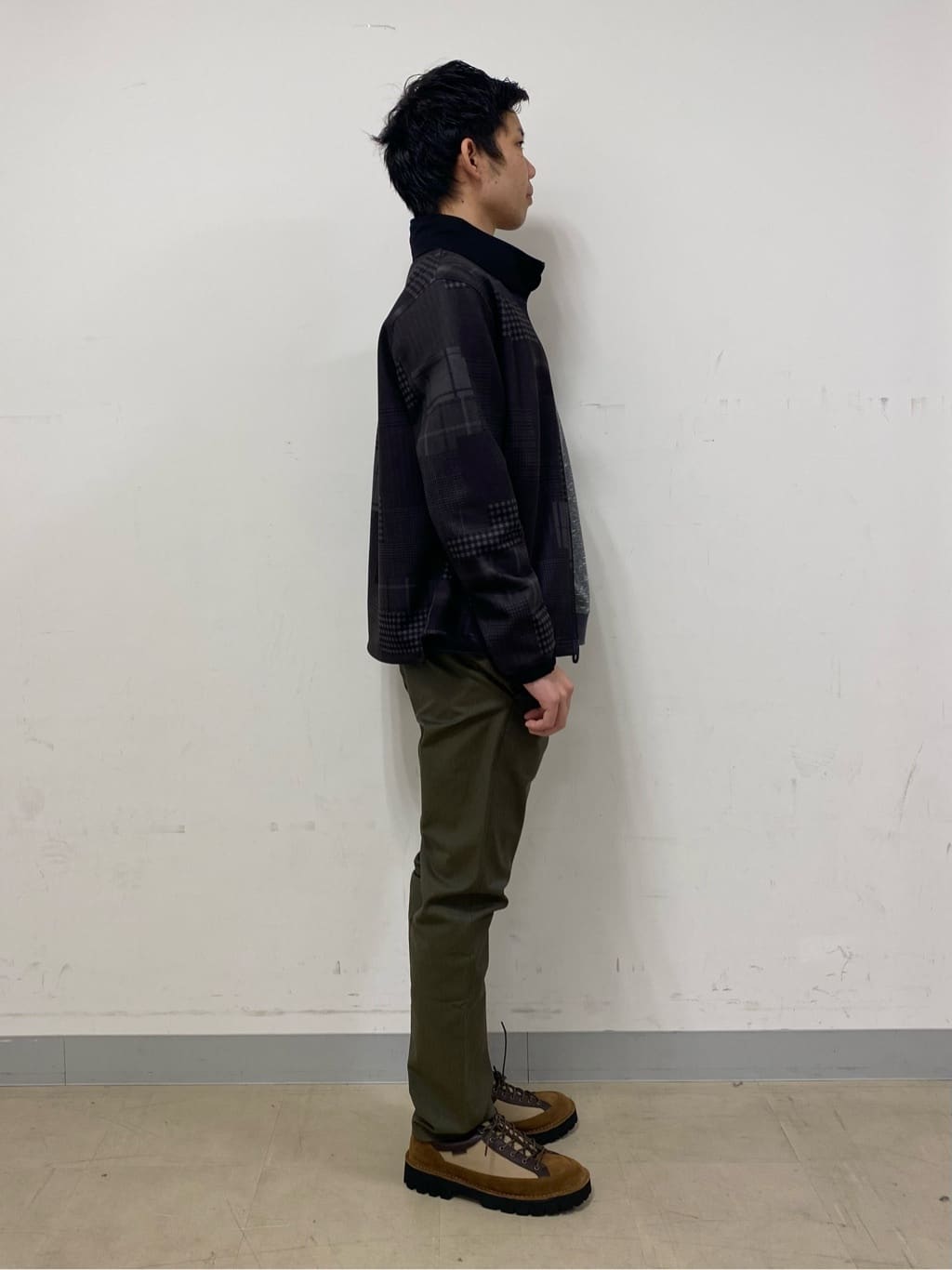 shoumaさんの「TAKEO KIKUCHI｜【全7サイズ&times;8色展開！】トップマルチヘリンボン パンツ」を使ったコーディネート