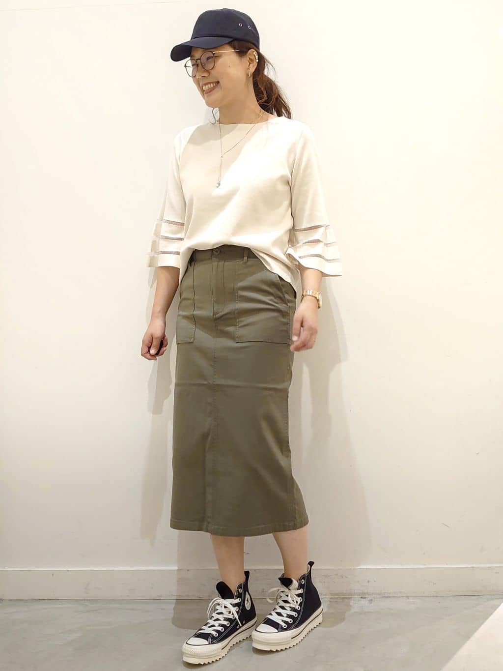 minamiさんの「OPAQUE.CLIP｜オーガニックコットン混 ベイカースカート【洗濯機洗い可／ストレッチ】」を使ったコーディネート