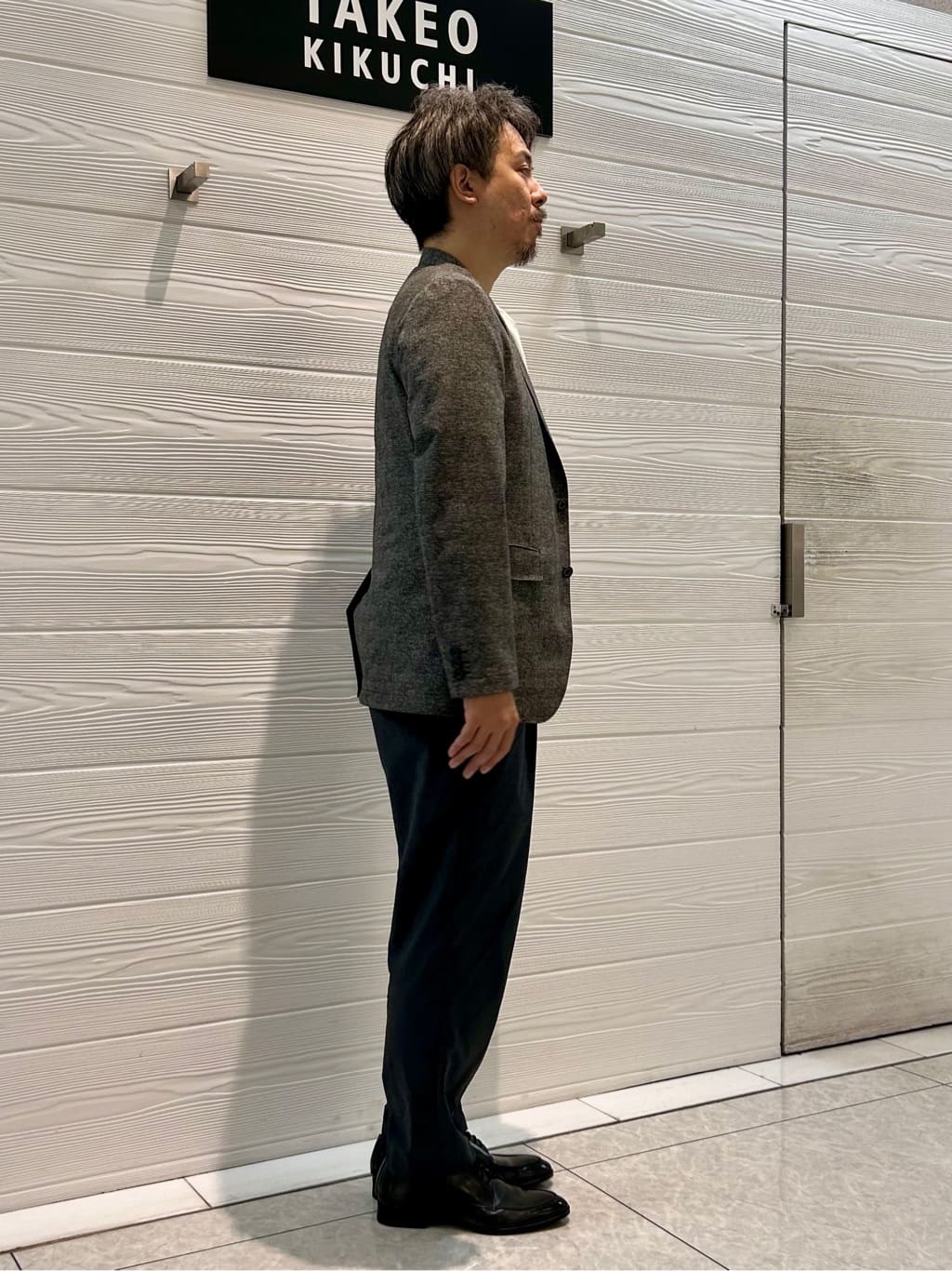すーさんの「TAKEO KIKUCHI｜【抗菌防臭】COOL DOTS（R）ドビープリント ジャケット」を使ったコーディネート