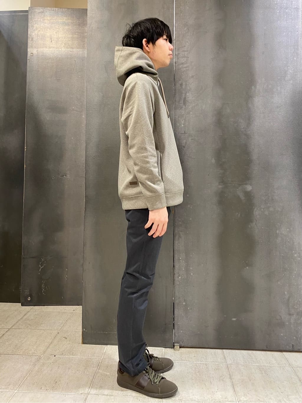 shoumaさんの「TAKEO KIKUCHI｜【全7サイズ&times;8色展開！】トップマルチヘリンボン パンツ」を使ったコーディネート