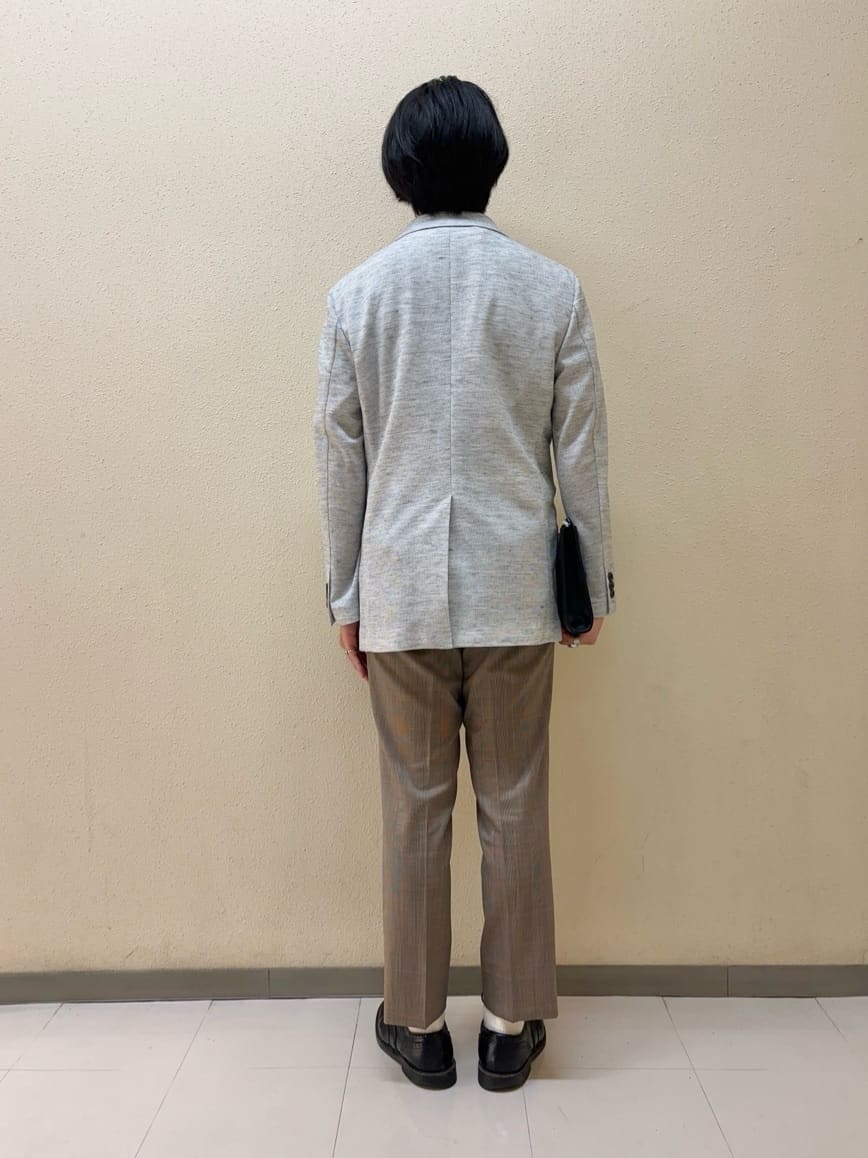 及川さんの「TAKEO KIKUCHI｜【尾州織】リネンブレンド メッシュ ジャケット」を使ったコーディネート