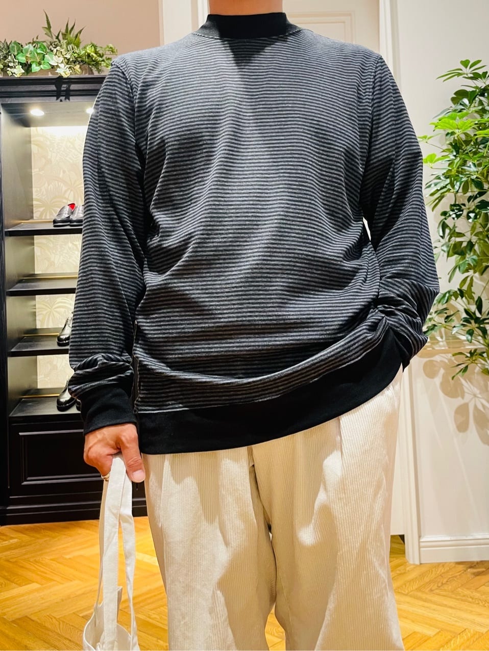 鶴田大士さんの「DRESSTERIOR｜【撥水加工/Safari5月号掲載】ローファー」を使ったコーディネート