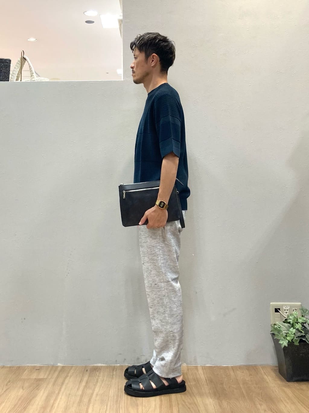 シュンさんの「TAKEO KIKUCHI｜【尾州織】リネンブレンド メッシュパンツ」を使ったコーディネート