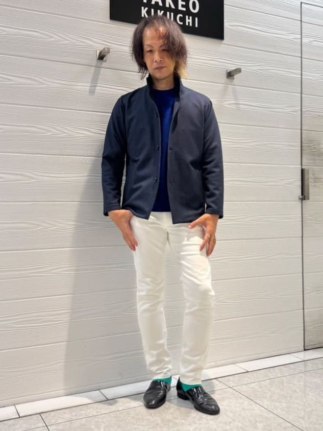 井出恭輔さんの「TAKEO KIKUCHI｜【DOWN FABRIC】ダウンファブリック スタンドカラーブルゾン」を使ったコーディネート