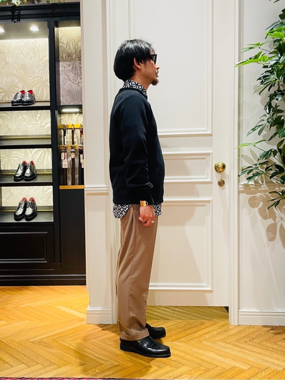 鶴田大士さんの「DRESSTERIOR｜【撥水加工/Safari5月号掲載】ローファー」を使ったコーディネート