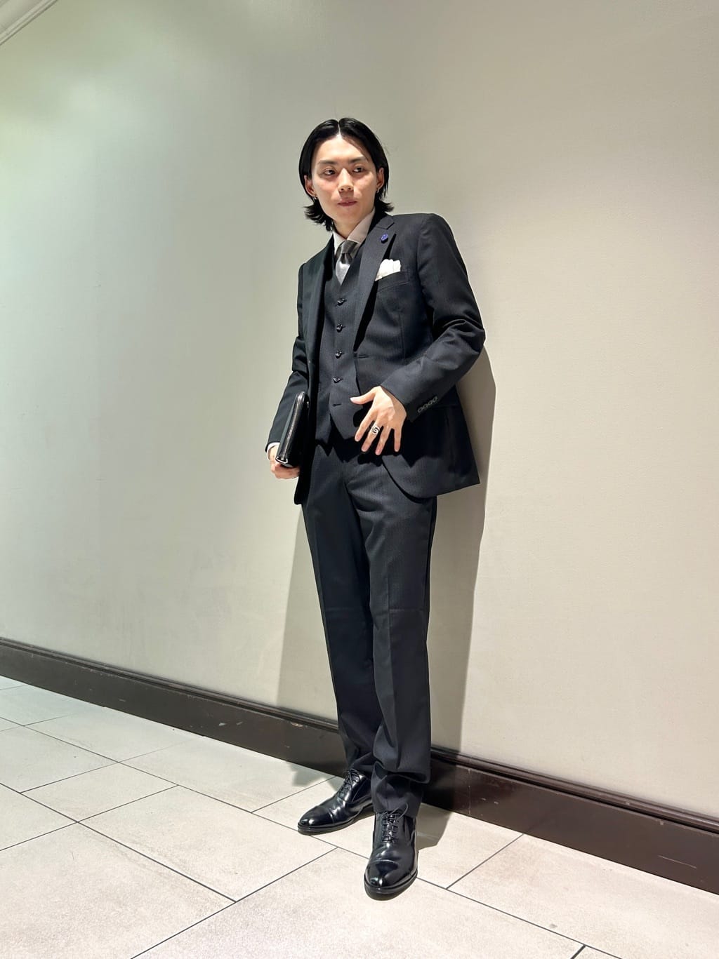 Tightさんの「TAKEO KIKUCHI｜【Made in JAPAN】矢絣（やがすり）スーツ／スリーピース対応」を使ったコーディネート