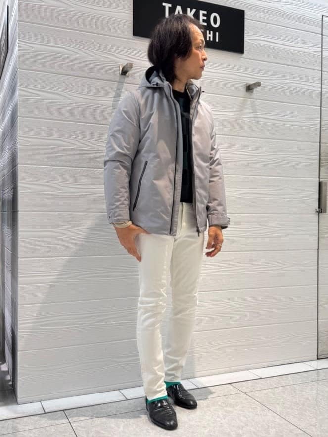 井出恭輔さんの「TAKEO KIKUCHI｜【Sサイズ～】ストレッチ デニム パンツ」を使ったコーディネート