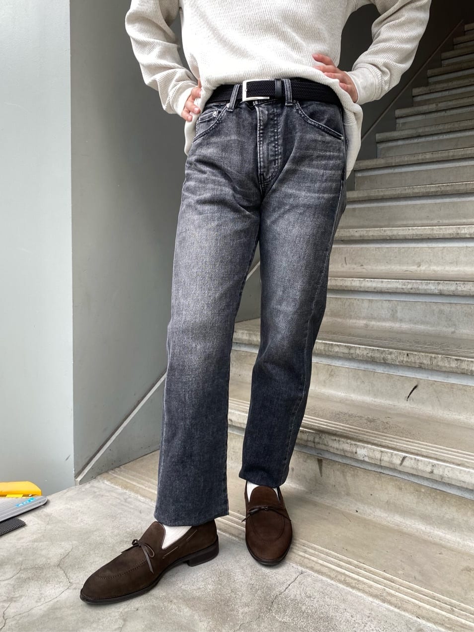 hazuさんの「TAKEO KIKUCHI｜【モンスターストレッチ】日本製 ウォッシュド デニムパンツ」を使ったコーディネート