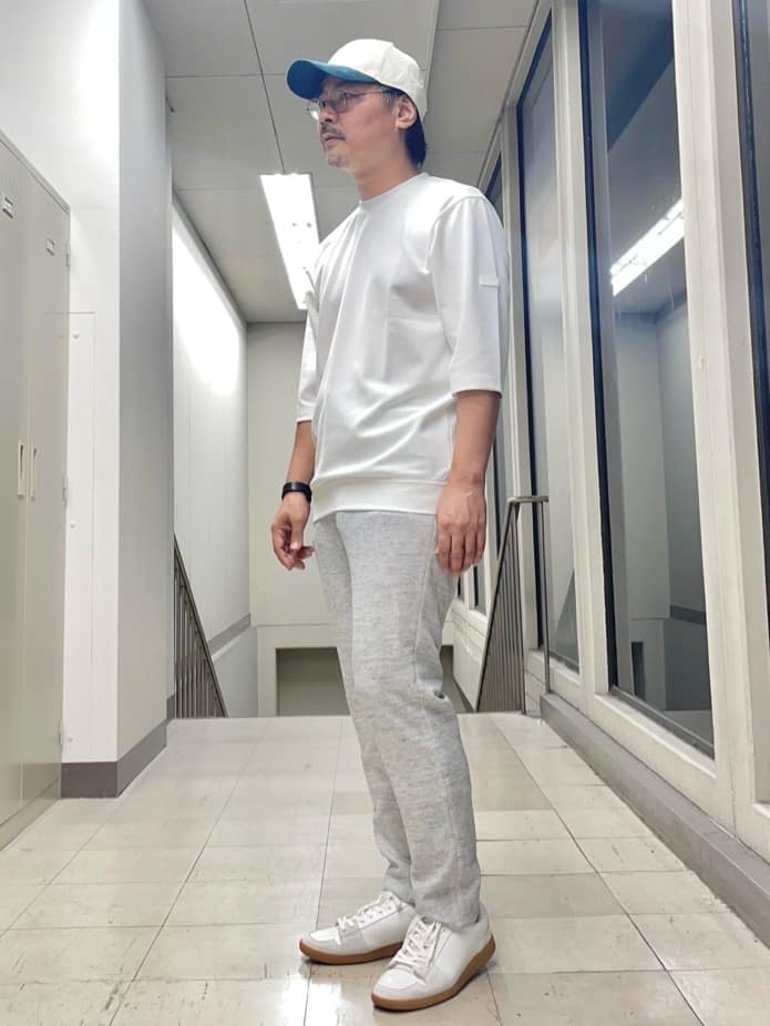 MAKOTO AIさんの「TAKEO KIKUCHI｜【尾州織】リネンブレンド メッシュパンツ」を使ったコーディネート