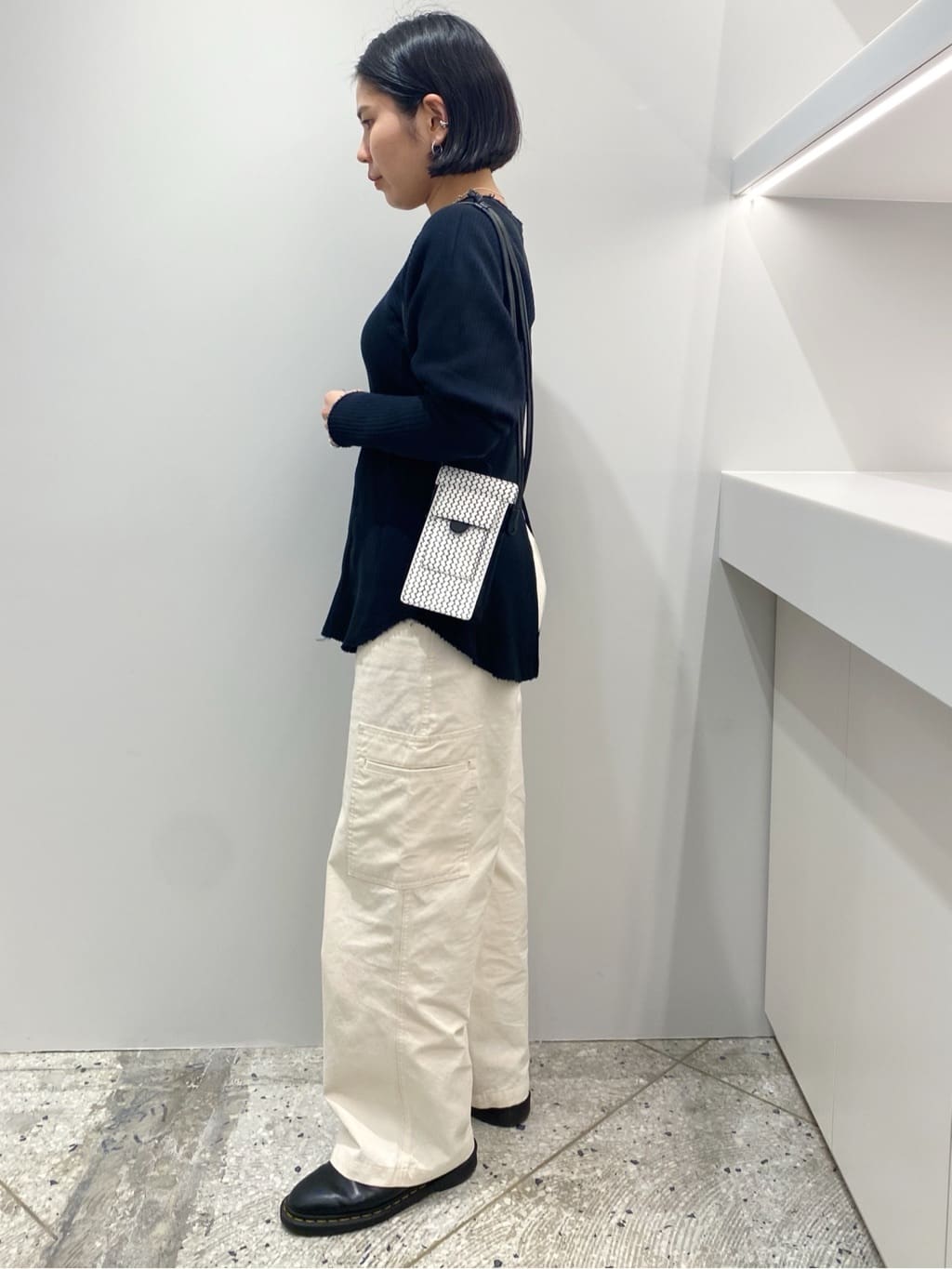 Uさんの「HIROKO HAYASHI｜OTTICA（オッティカ）スマホポシェット」を使ったコーディネート