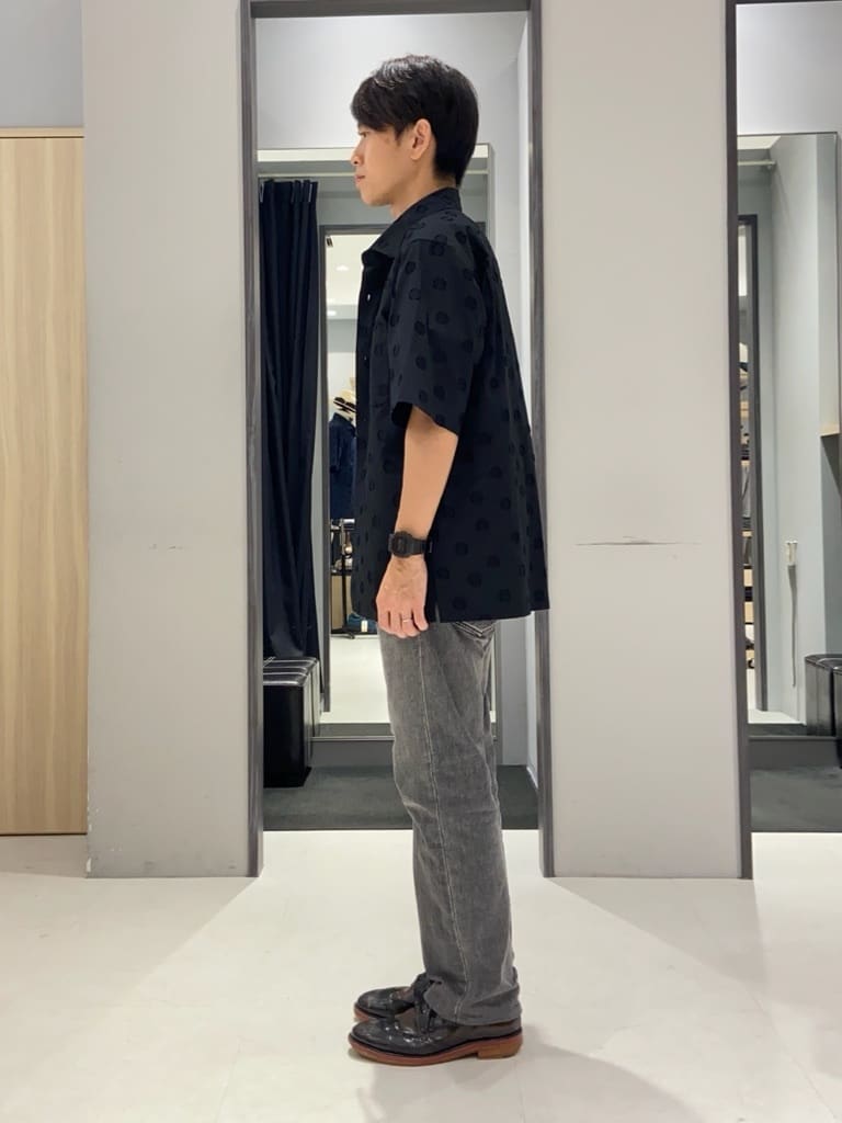 わいずみさんの「TAKEO KIKUCHI｜【抗菌防臭／5サイズ展開】ハイゲージポンチ Tシャツ」を使ったコーディネート