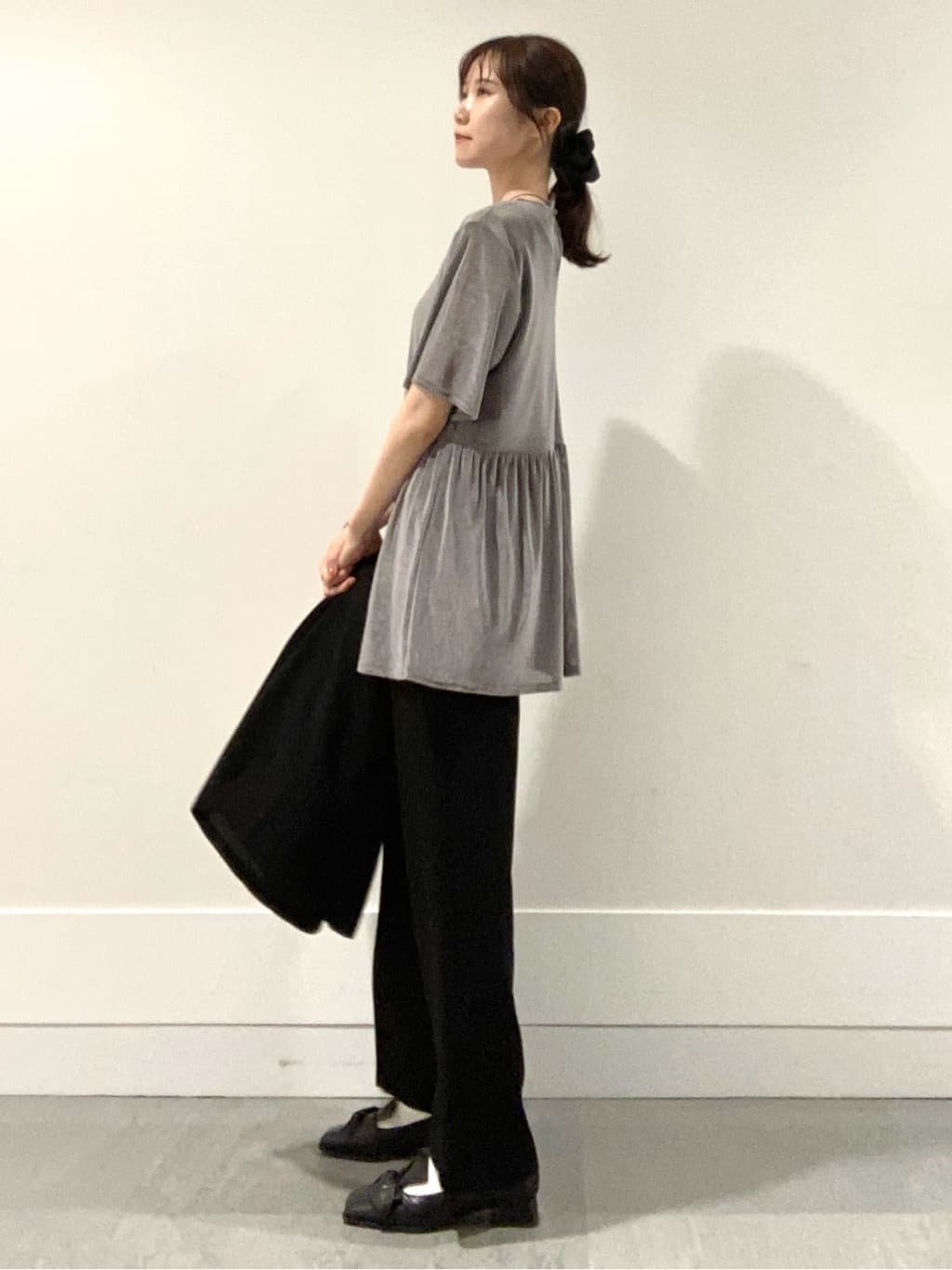 mioさんの「UNTITLED｜【追加8／名品】2WAYポケットボストンバッグ」を使ったコーディネート