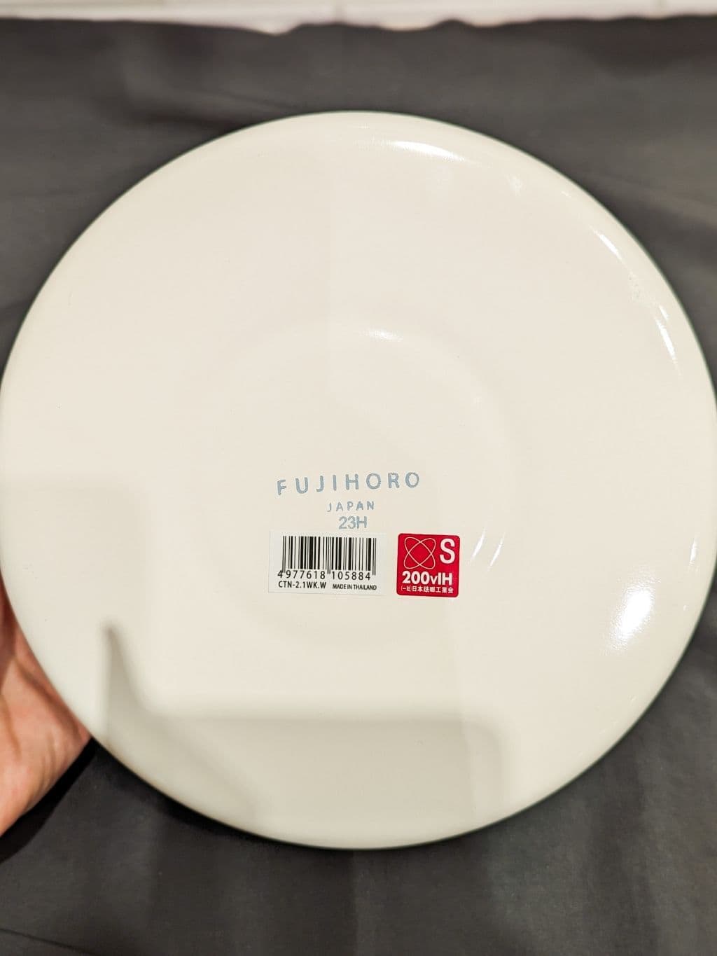 シモさんの「212 KITCHEN STORE｜コットンシリーズ 笛吹きケトル 2.1L ＜FUJIHORO 富士ホーロー＞」を使ったコーディネート
