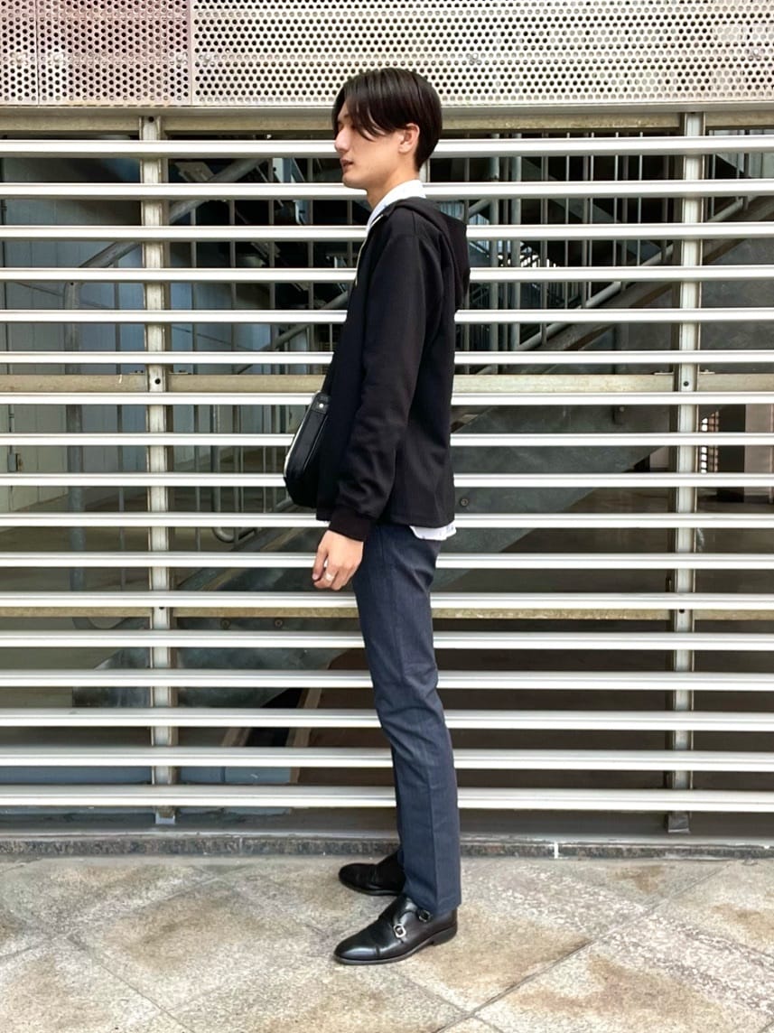 Seiyaさんの「TAKEO KIKUCHI｜【Made in JAPAN】播州織 ヘリンボン ストレート パンツ」を使ったコーディネート