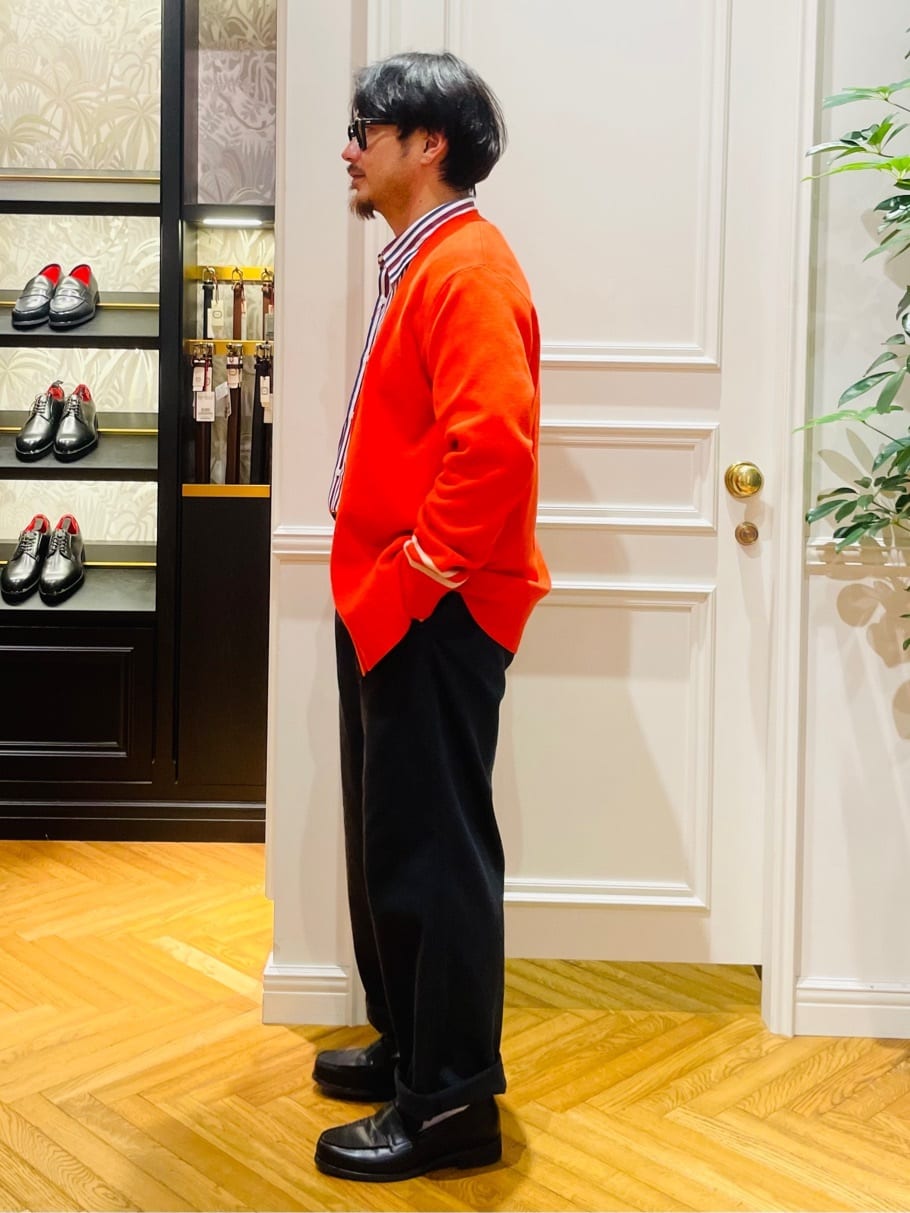 鶴田大士さんの「DRESSTERIOR｜【撥水加工/Safari5月号掲載】ローファー」を使ったコーディネート