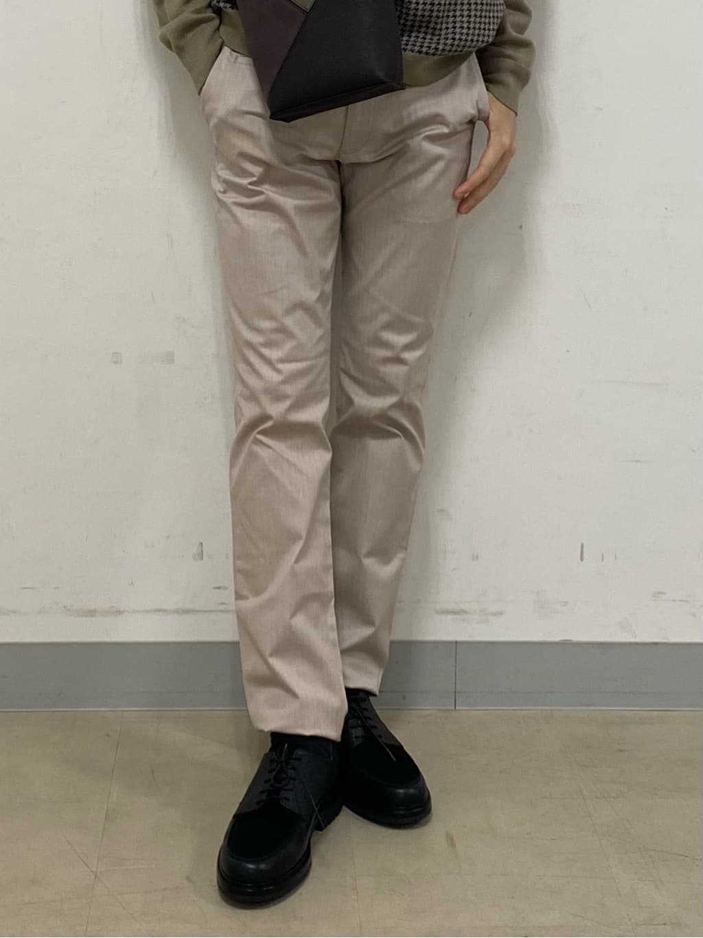shoumaさんの「TAKEO KIKUCHI｜【全7サイズ&times;8色展開！】トップマルチヘリンボン パンツ」を使ったコーディネート