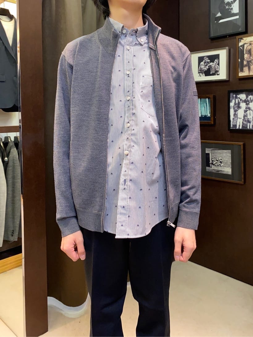 コバヤシさんの「TAKEO KIKUCHI｜ハットモチーフ ジャカード ストライプ シャツ」を使ったコーディネート