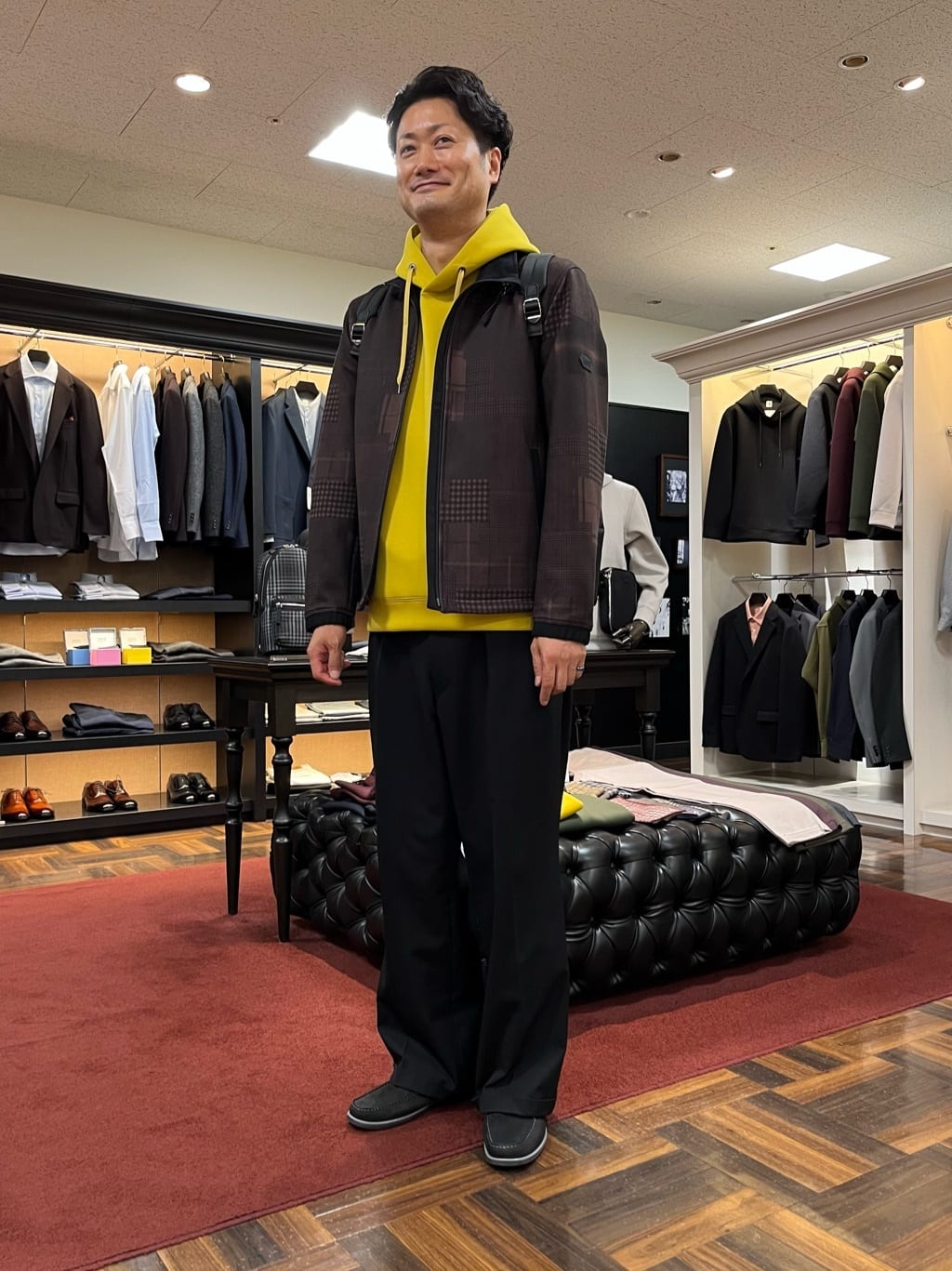 晃さんの「TAKEO KIKUCHI｜【Sサイズ～】エアダン プルオーバー パーカ」を使ったコーディネート