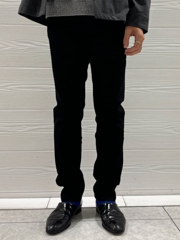 井出恭輔さんの「TAKEO KIKUCHI｜【Sサイズ～】ストレッチ デニム パンツ」を使ったコーディネート