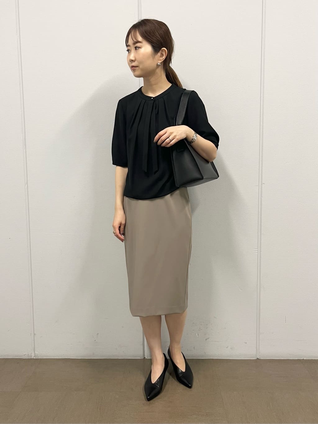 shokoさんの「INDIVI｜【定番スーツ/洗える/UVケア】ストレッチノーカラージャケット」を使ったコーディネート