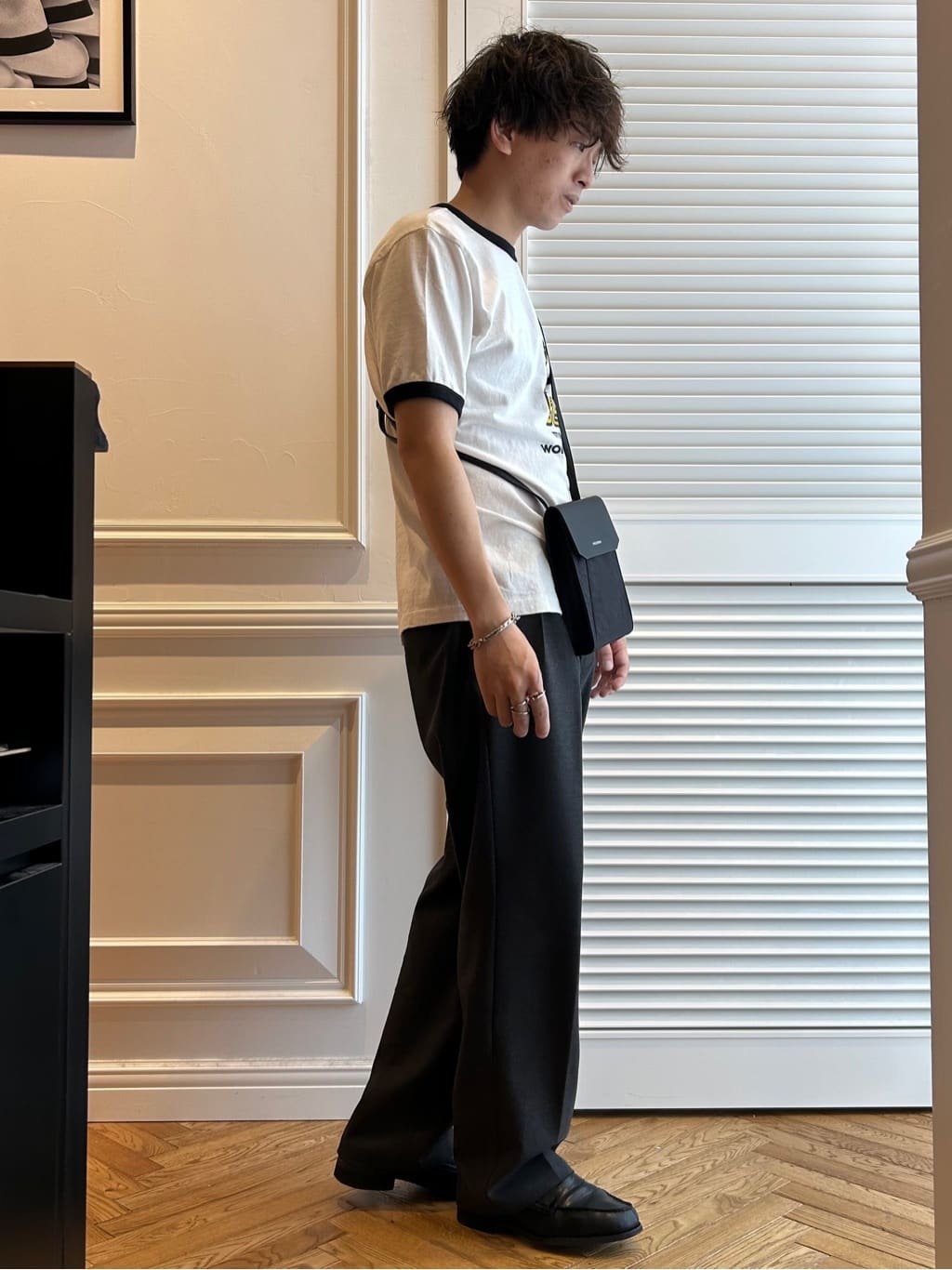 須田　慎二郎さんの「DRESSTERIOR｜【撥水加工/Safari5月号掲載】ローファー」を使ったコーディネート
