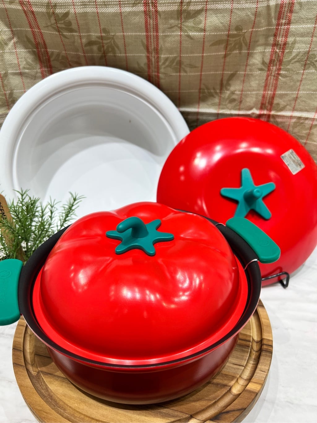 nagiさんの「212 KITCHEN STORE｜べジポ IH対応ミニ卓上鍋 19cm トマト」を使ったコーディネート