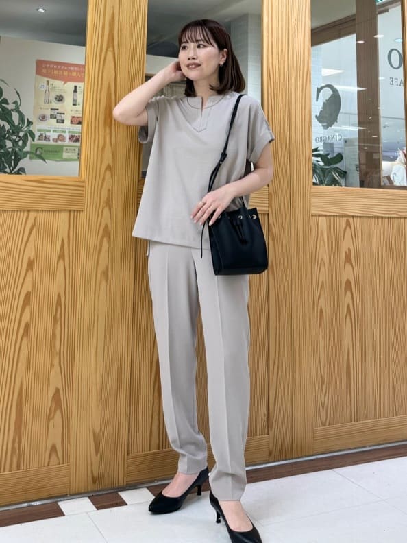 yoshikoさんの「UNTITLED｜【日本製・本革】Comfit Dresser Pumps（コンフィットドレッサーパンプス）」を使ったコーディネート