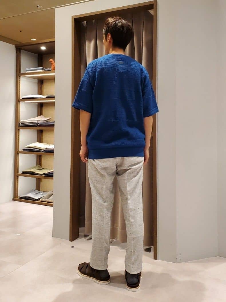 ishidaさんの「TAKEO KIKUCHI｜【尾州織】リネンブレンド メッシュパンツ」を使ったコーディネート
