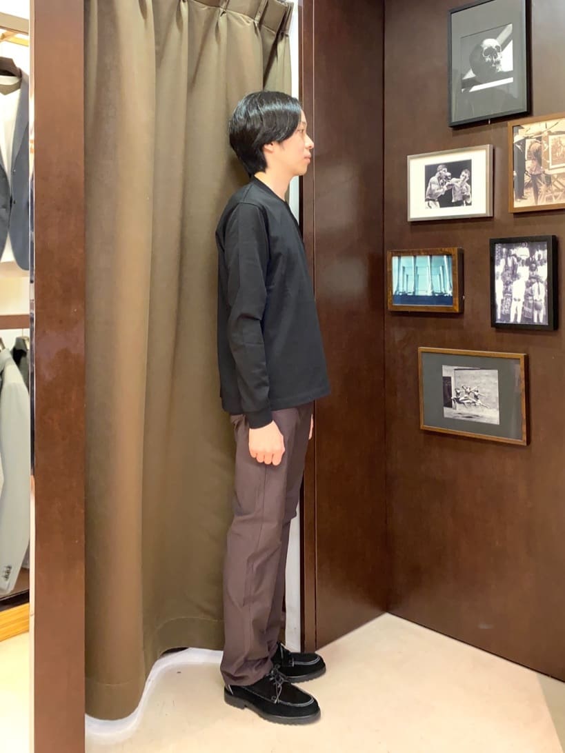 コバヤシさんの「TAKEO KIKUCHI｜【Made in JAPAN】播州織 ストレッチ パンツ」を使ったコーディネート