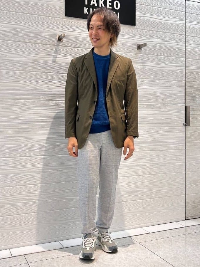 井出恭輔さんの「TAKEO KIKUCHI｜【尾州織】リネンブレンド メッシュパンツ」を使ったコーディネート
