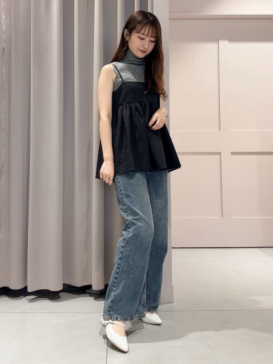 RINAさんの「ESPERANZA｜バックストラップフラットパンプス」を使ったコーディネート