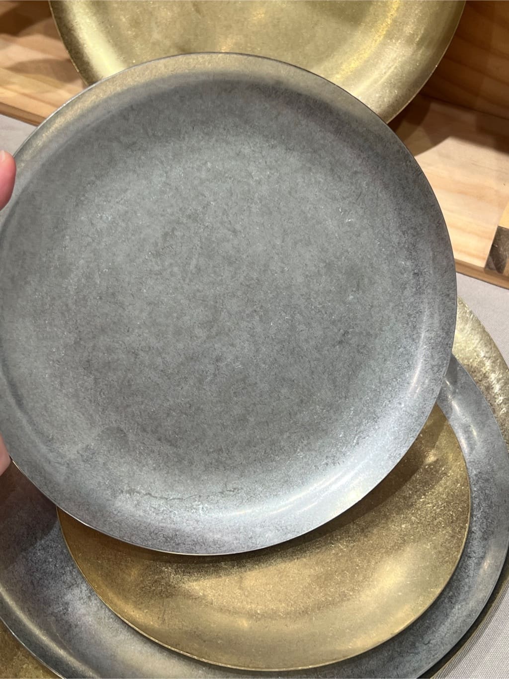 nagiさんの「212 KITCHEN STORE｜ウェーブ グラス SV シルバー」を使ったコーディネート