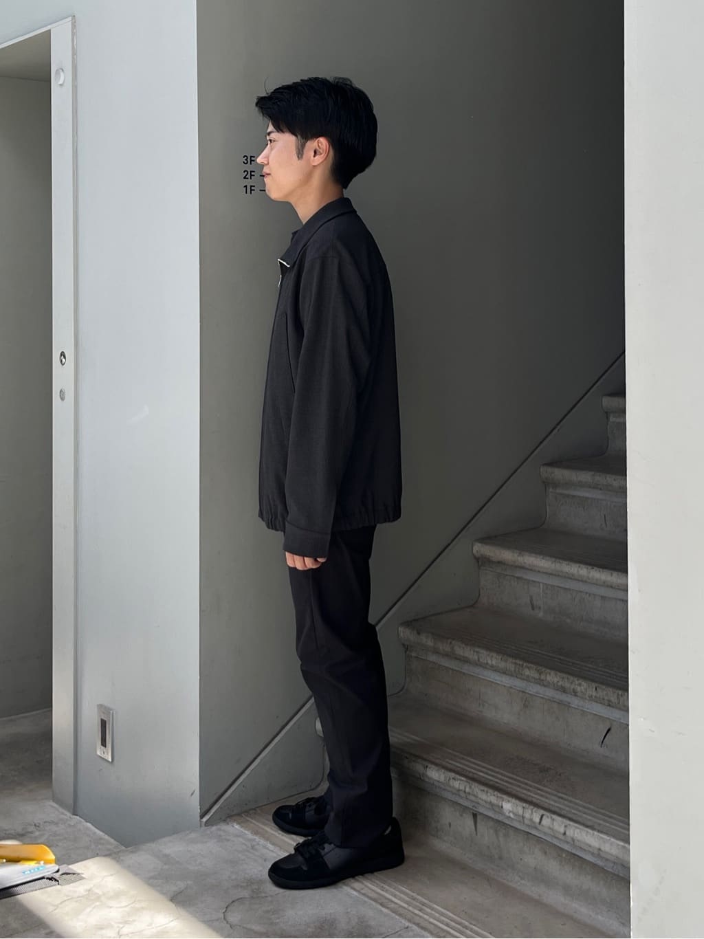 Namikiさんの「TAKEO KIKUCHI｜【Made in JAPAN】播州織 ストレッチ パンツ」を使ったコーディネート