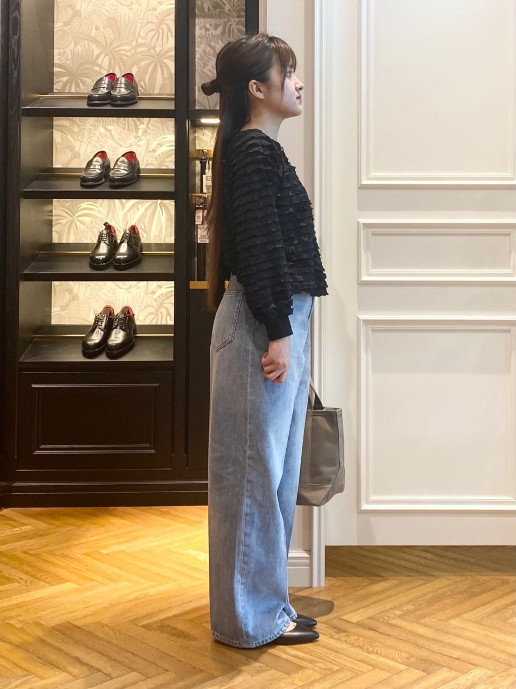 c.wさんの「DRESSTERIOR｜ヴィンテージ加工ワイドデニムパンツ」を使ったコーディネート