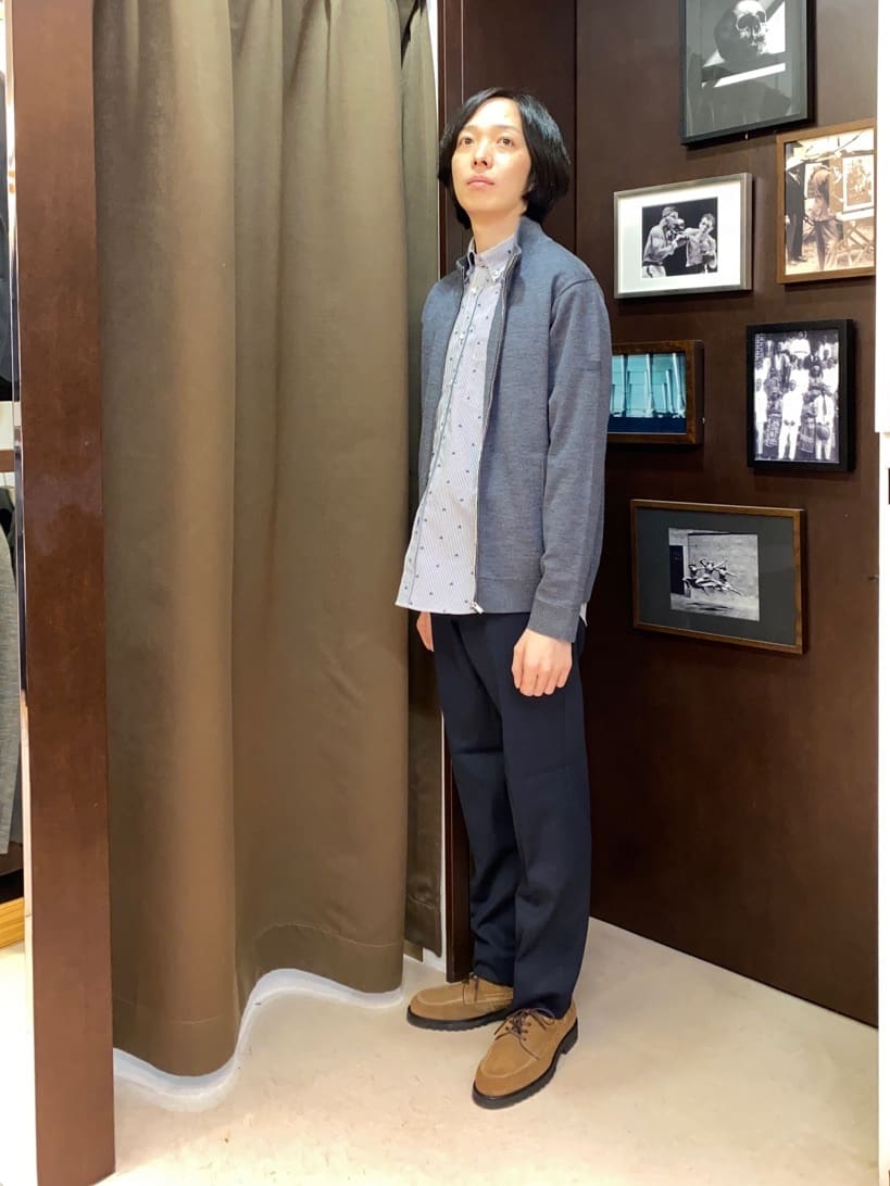 コバヤシさんの「TAKEO KIKUCHI｜ハットモチーフ ジャカード ストライプ シャツ」を使ったコーディネート