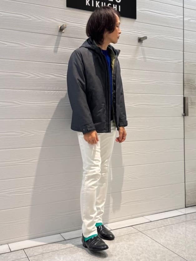 井出恭輔さんの「TAKEO KIKUCHI｜【Sサイズ～】ストレッチ デニム パンツ」を使ったコーディネート