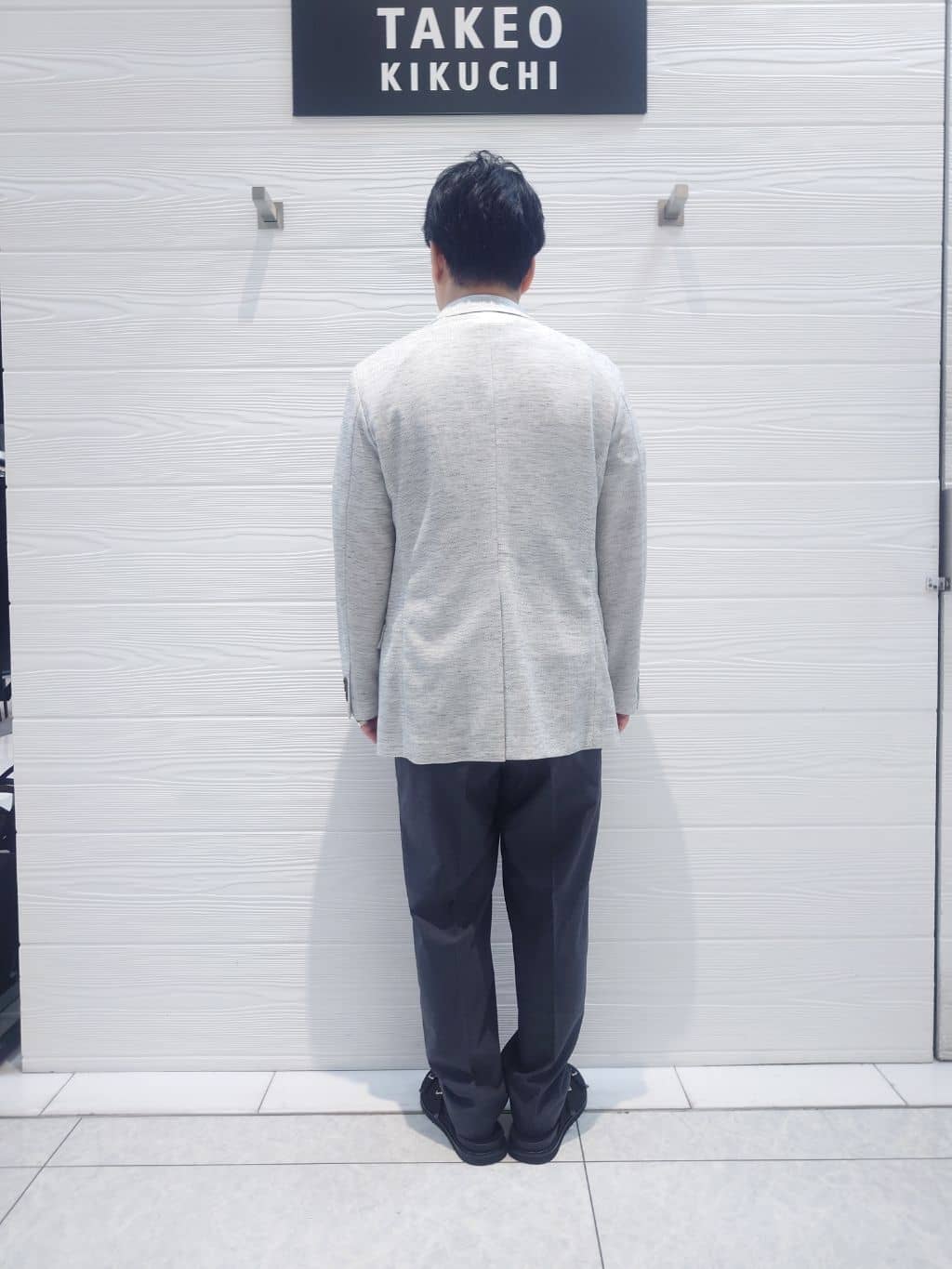 かずさんの「TAKEO KIKUCHI｜【尾州織】リネンブレンド メッシュ ジャケット」を使ったコーディネート