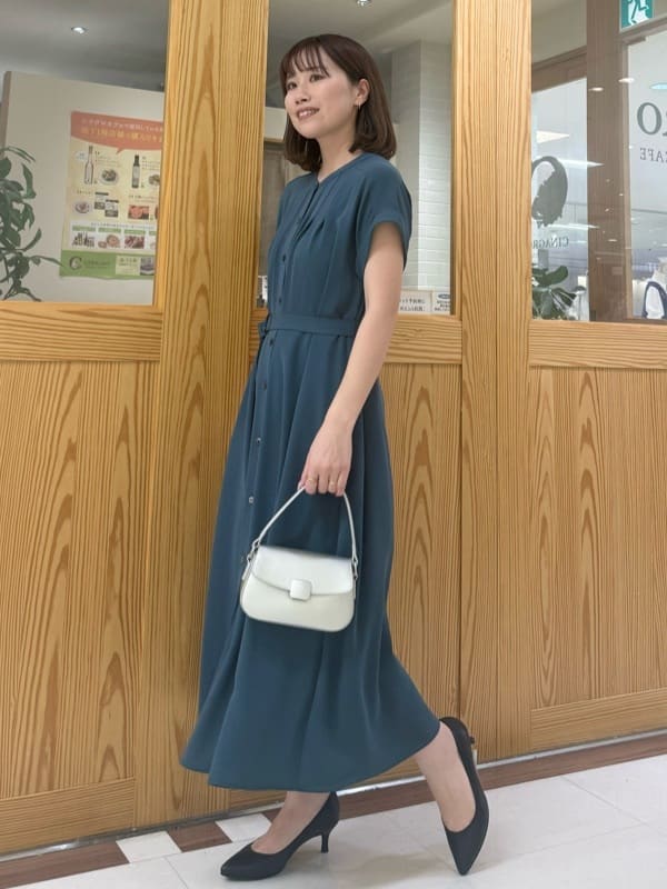 yoshikoさんの「UNTITLED｜【日本製・本革】Comfit Dresser Pumps（コンフィットドレッサーパンプス）」を使ったコーディネート