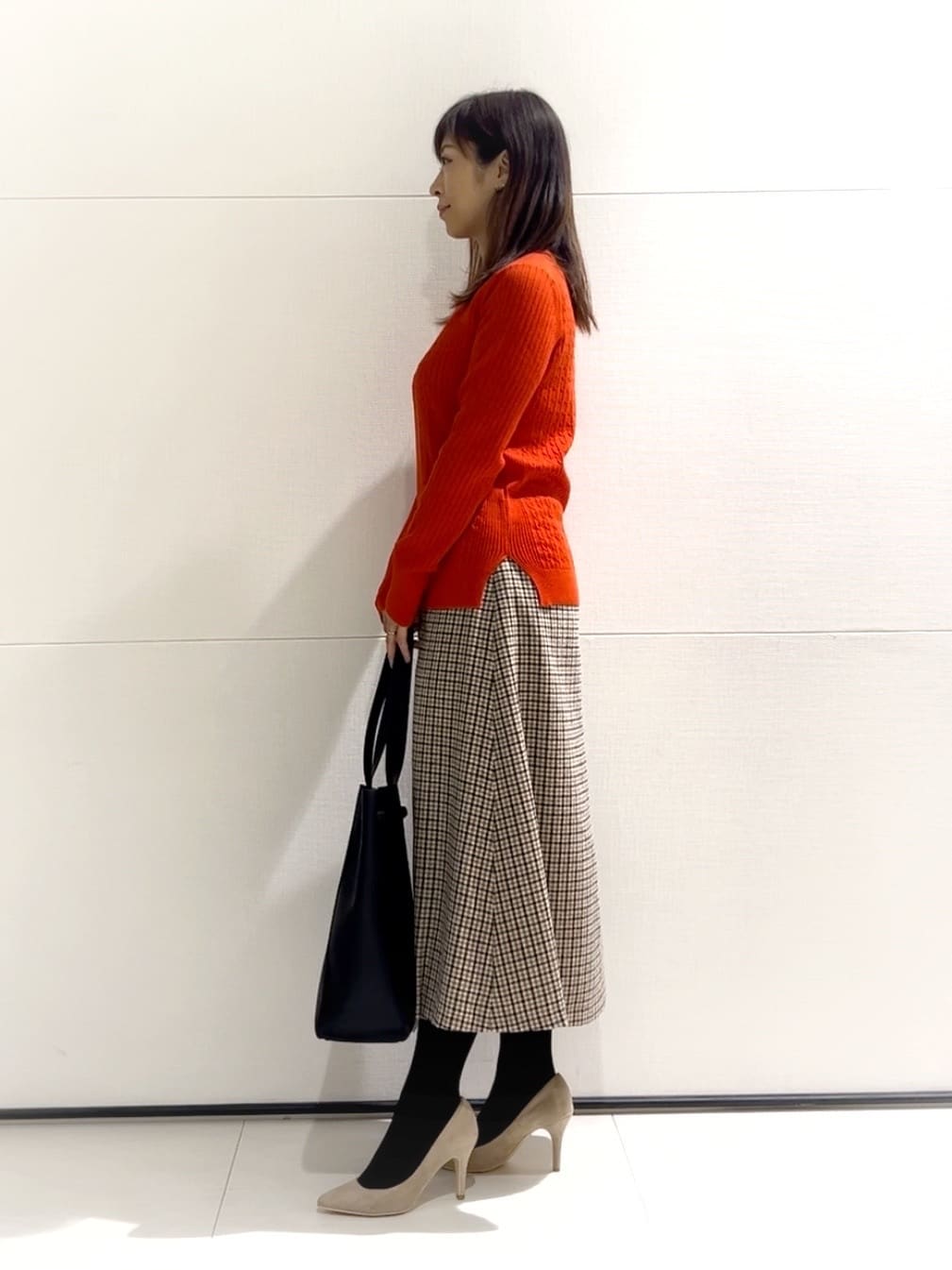 𝑹𝑶𝑴𝑰さんの「INDIVI｜」を使ったコーディネート