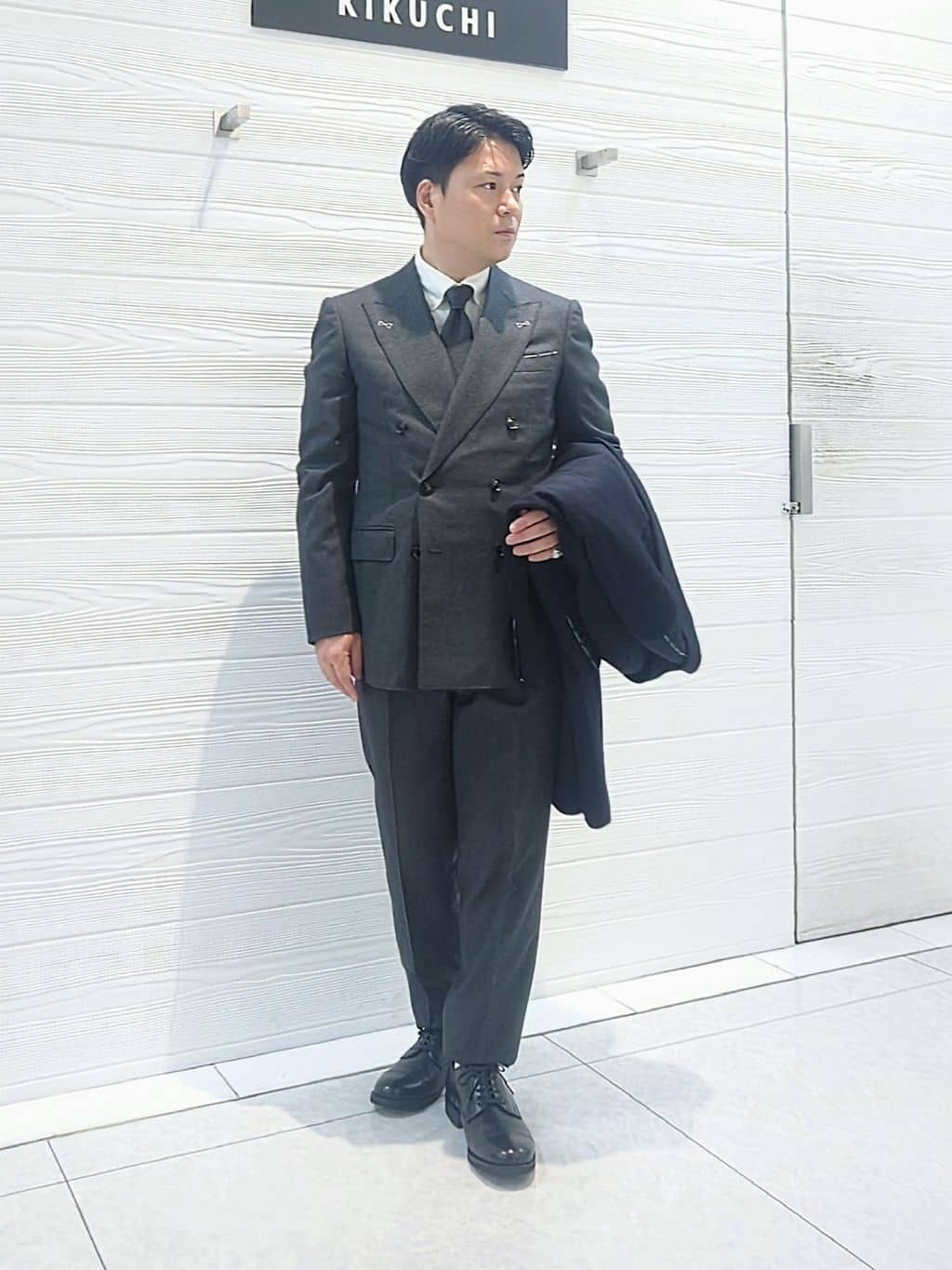 かずさんの「TAKEO KIKUCHI｜ウールカシミヤブレンド チェスターコート」を使ったコーディネート