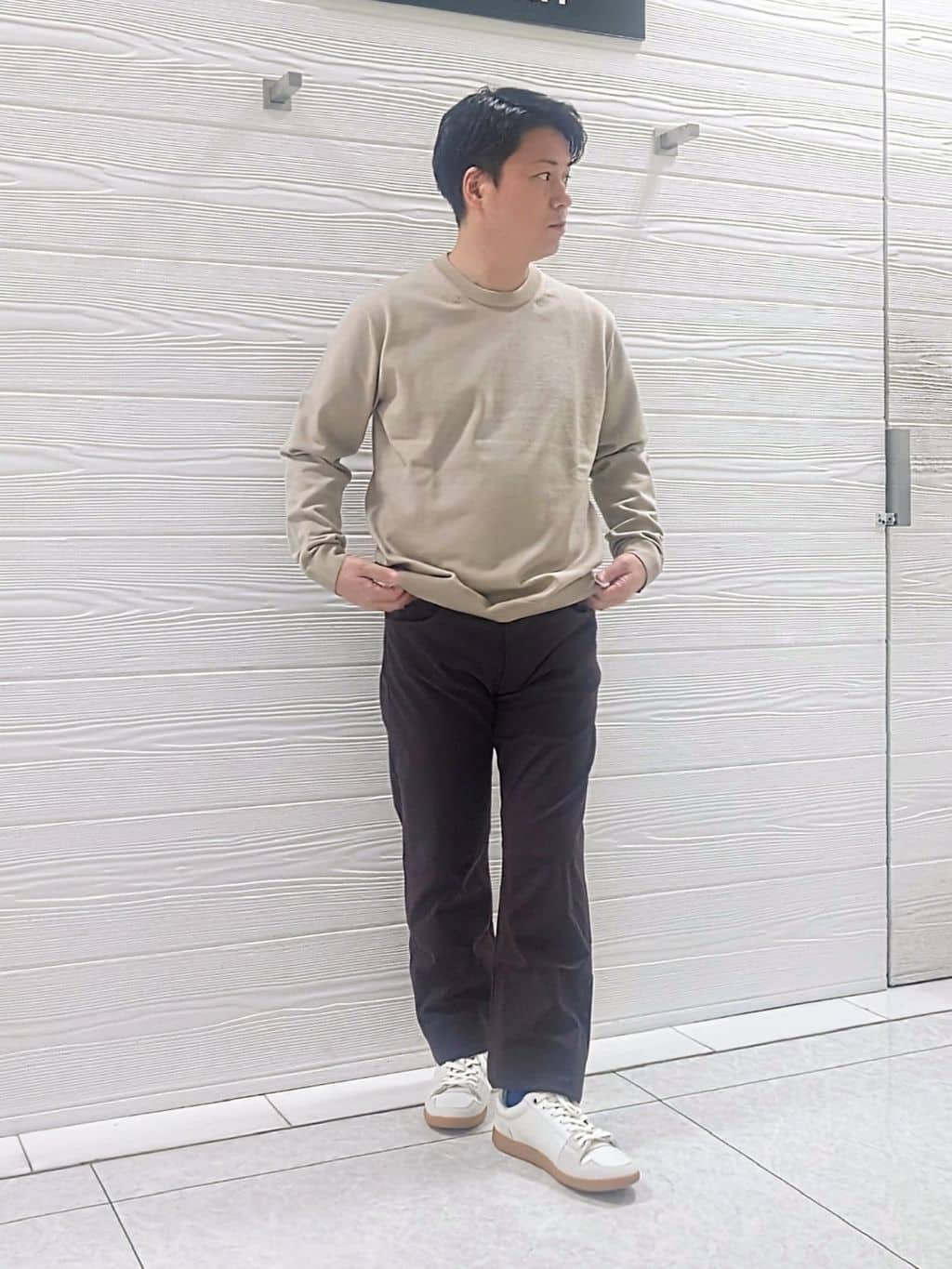 かずさんの「TAKEO KIKUCHI｜【Made in JAPAN】播州織 ストレッチ パンツ」を使ったコーディネート