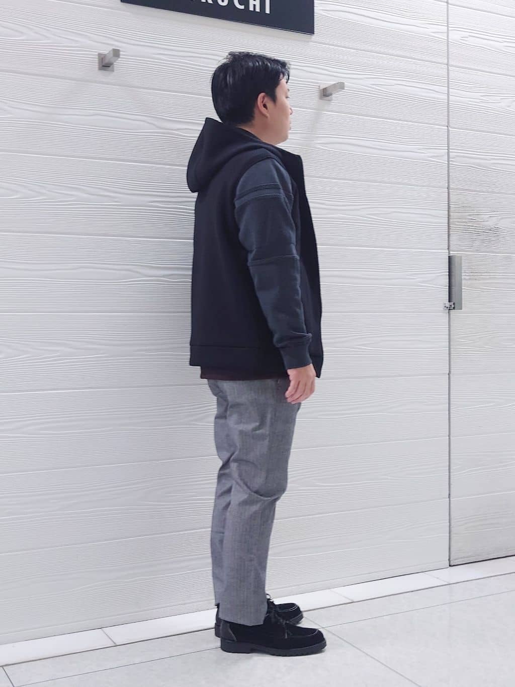 かずさんの「TAKEO KIKUCHI｜【Made in JAPAN】播州織 ヘリンボン ストレート パンツ」を使ったコーディネート