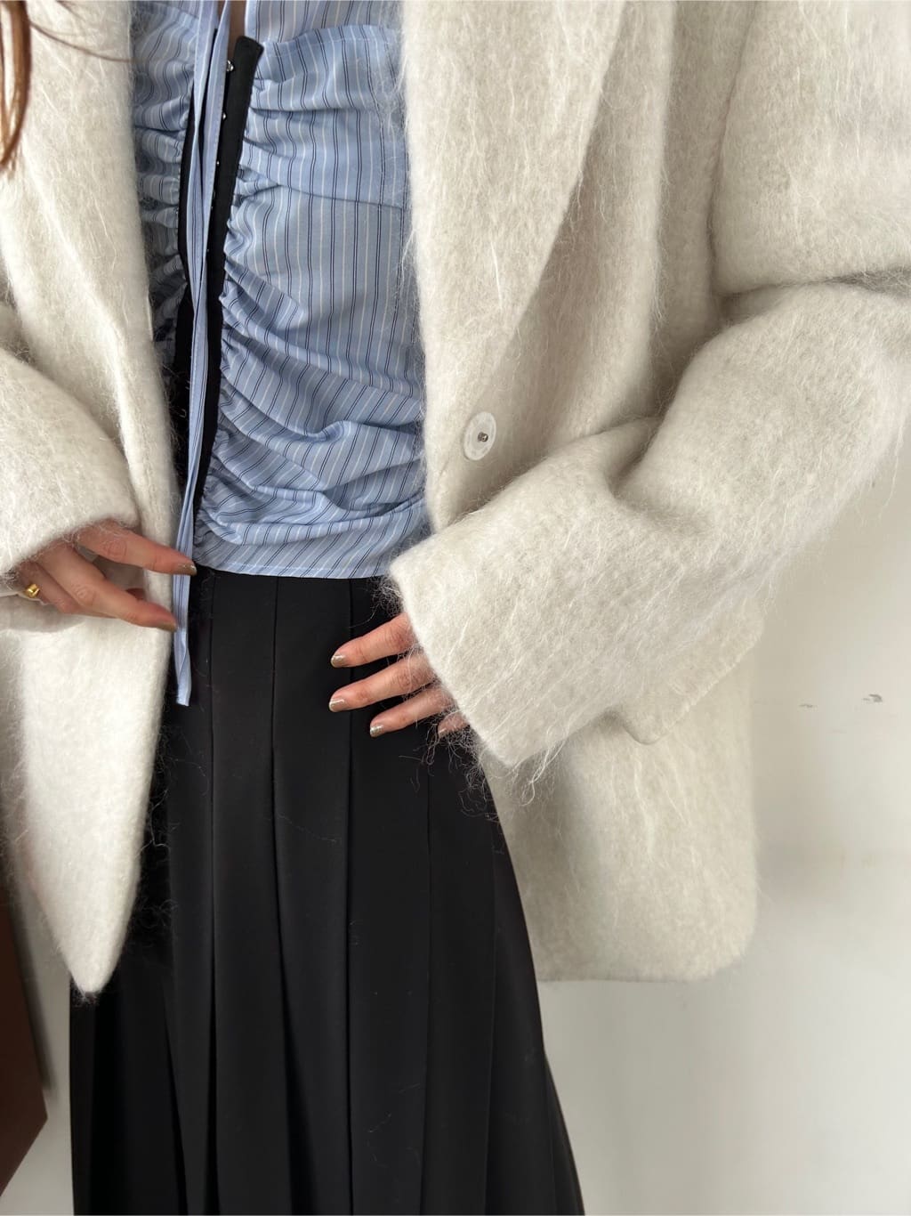 miyu maesakaさんの「CODE A｜shaggy jacket coat」を使ったコーディネート