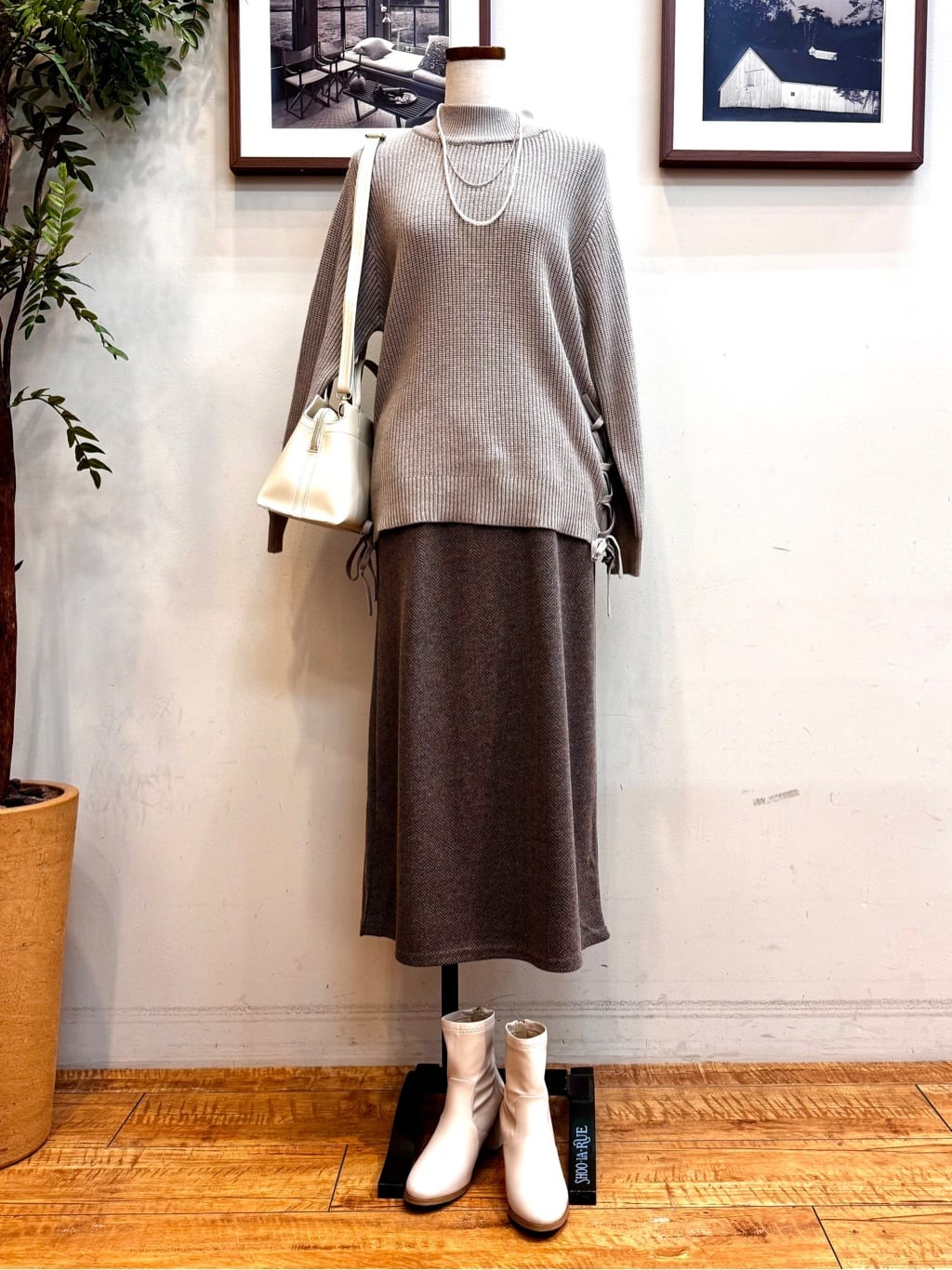 まどかさんの「SHOO･LA･RUE｜」を使ったコーディネート