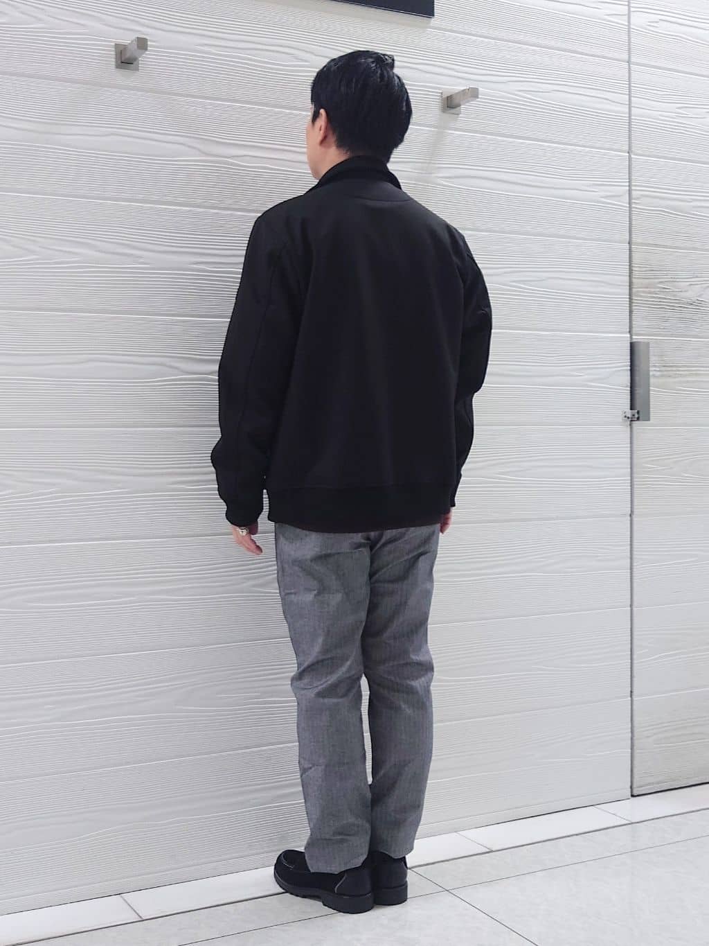 かずさんの「TAKEO KIKUCHI｜【Made in JAPAN】播州織 ヘリンボン ストレート パンツ」を使ったコーディネート