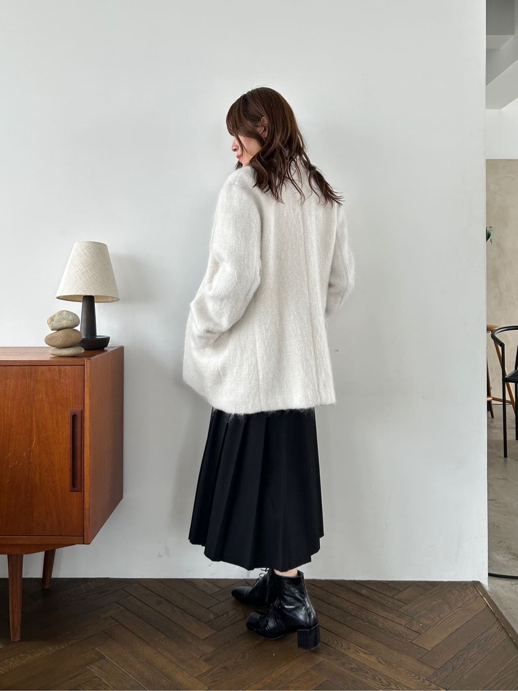 miyu maesakaさんの「CODE A｜shaggy jacket coat」を使ったコーディネート